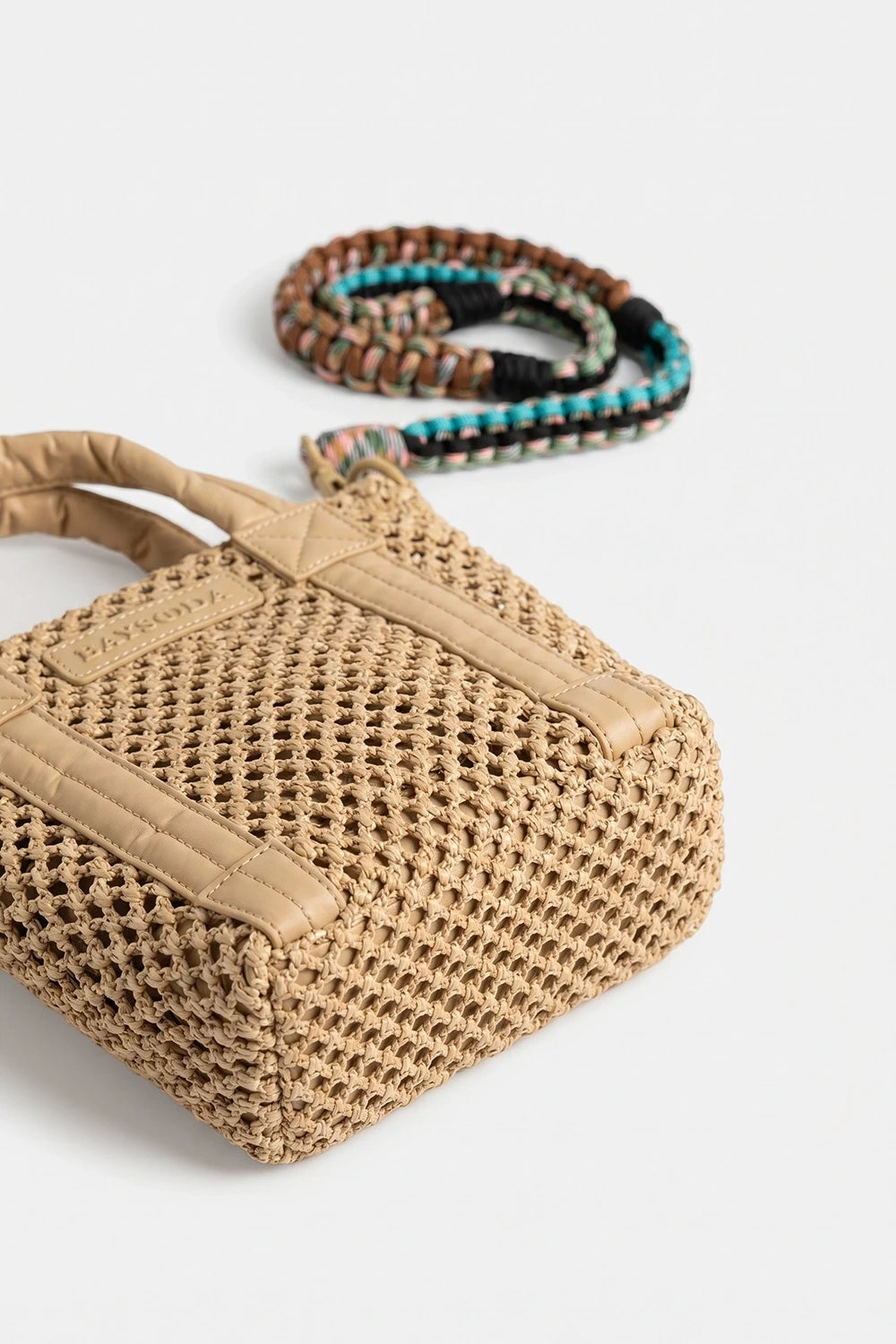 cartera matelase mini rafia