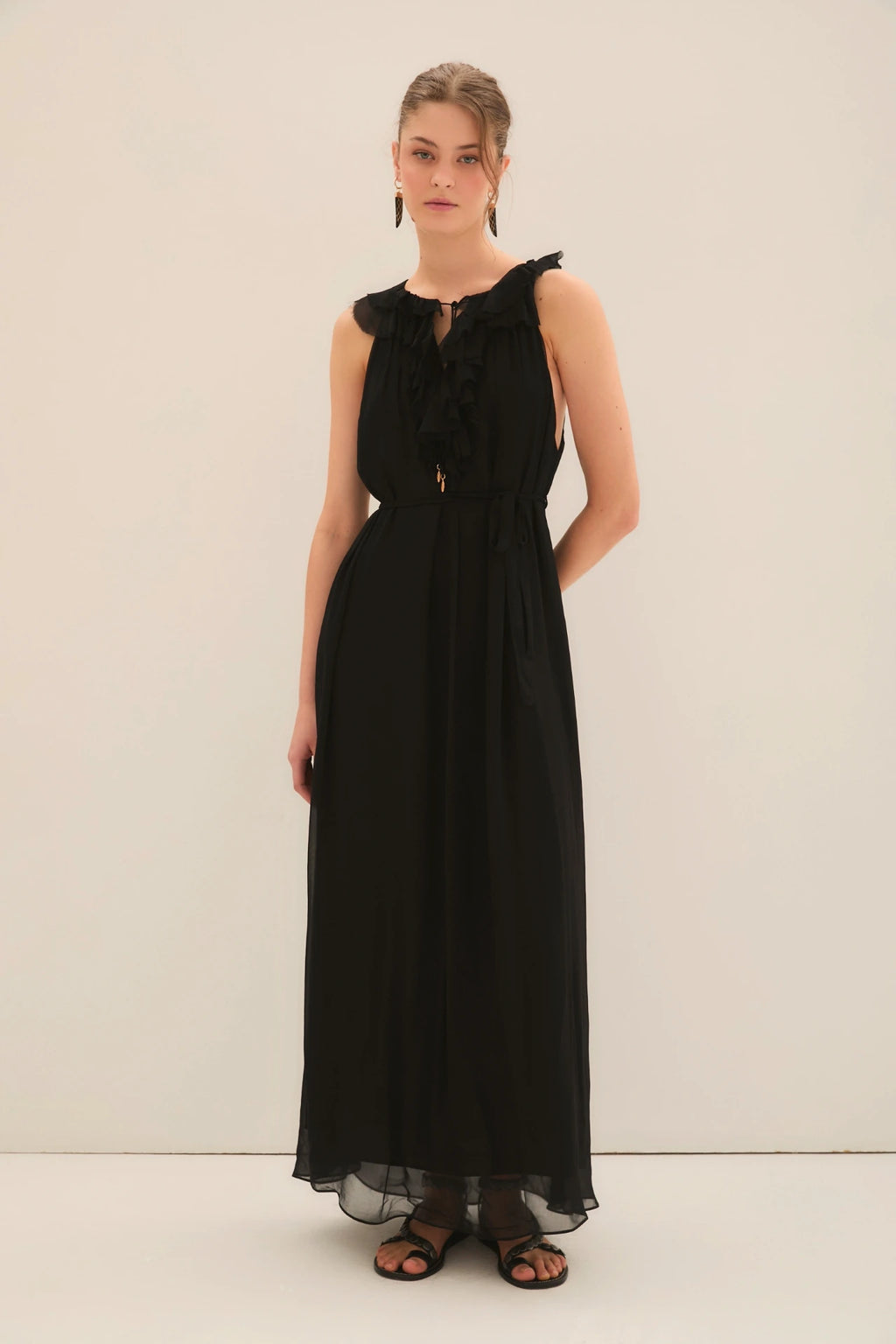 VESTIDO ROMANCE FRILLS