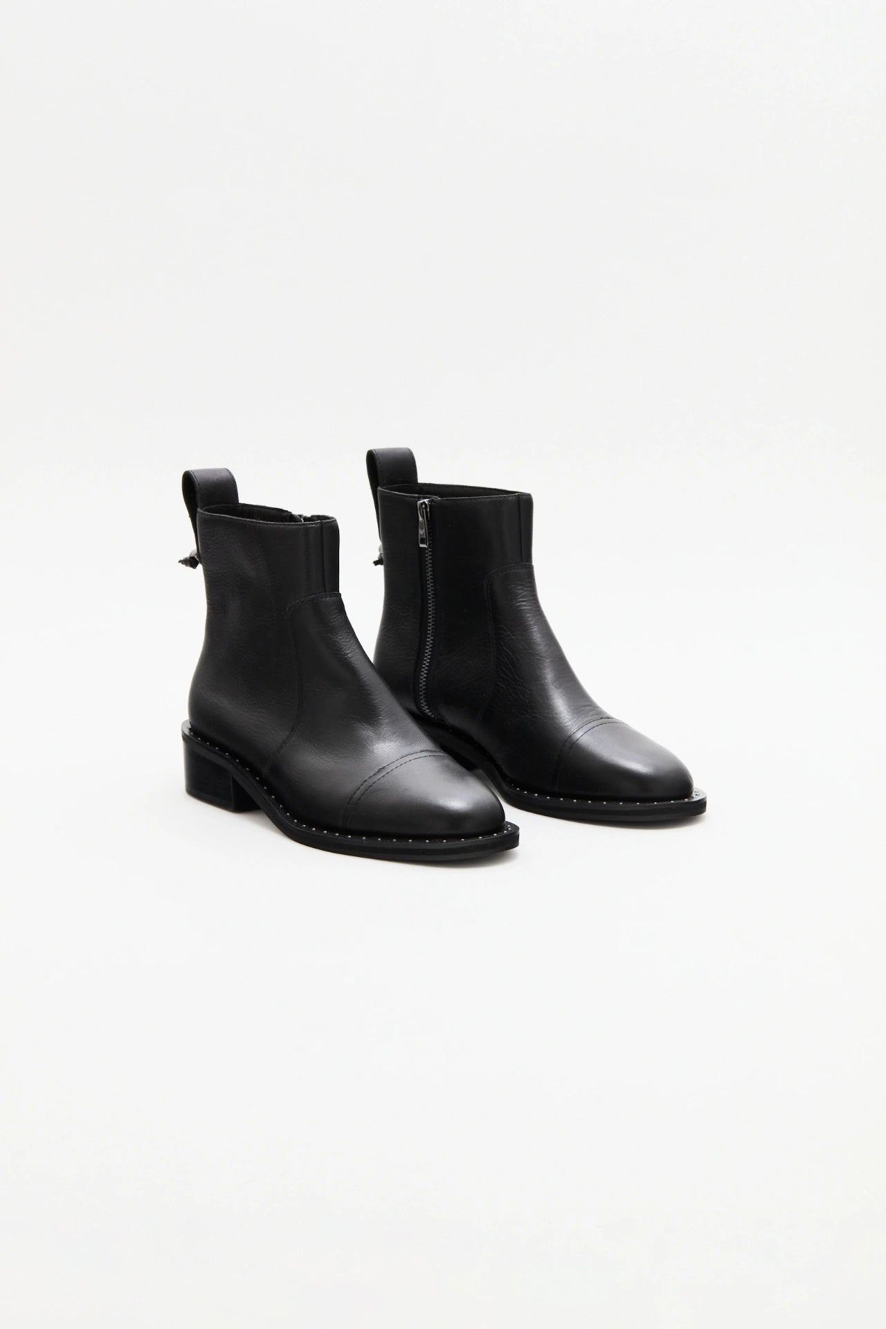 BOTA OLIEN