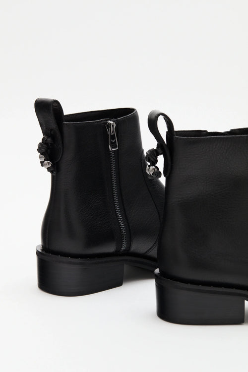 BOTA OLIEN