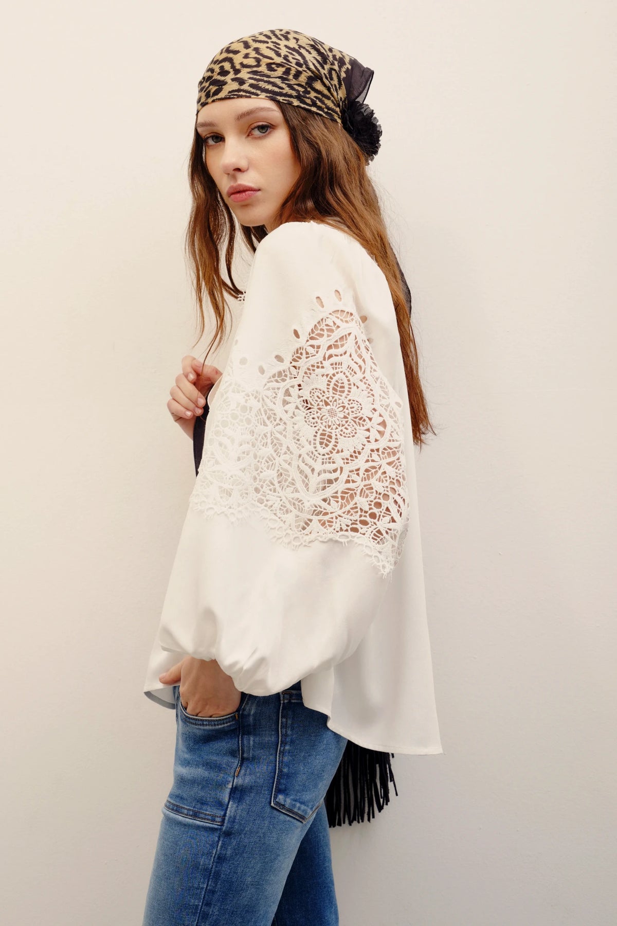 camisa mandala guipure
