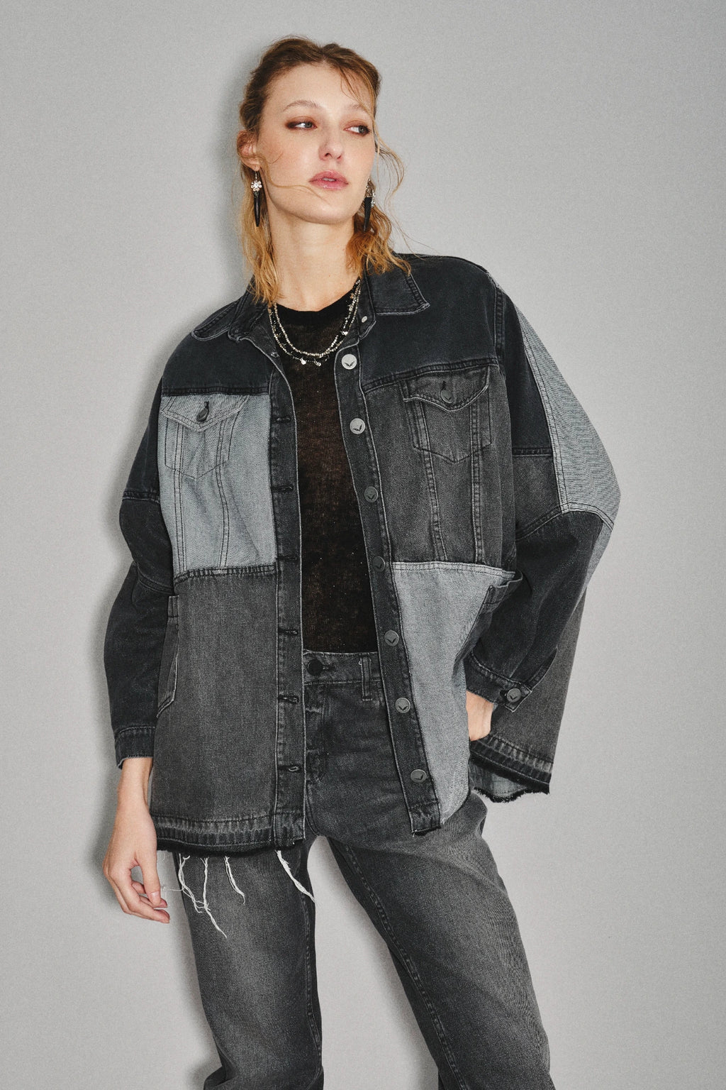 CAMPERA PATCH BLACK