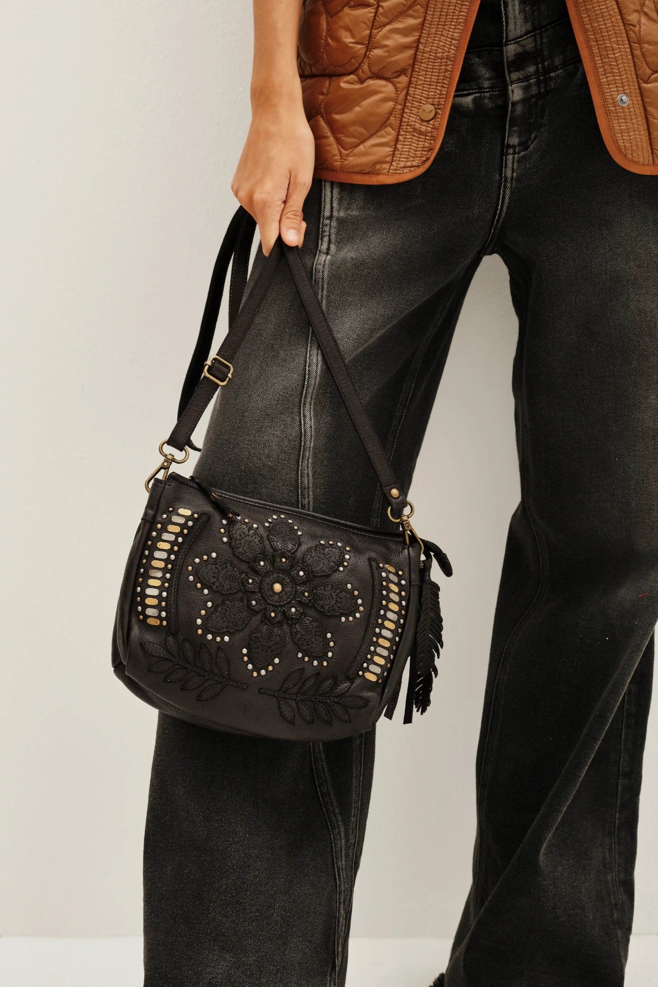 CARTERA FLOWER MANDALA