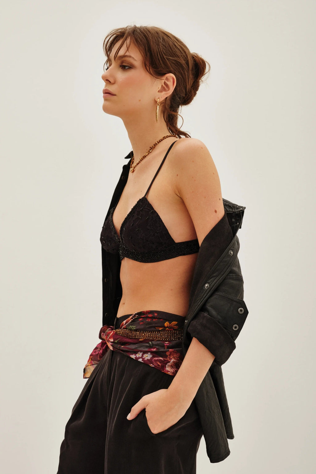 CROP NUSA LACE