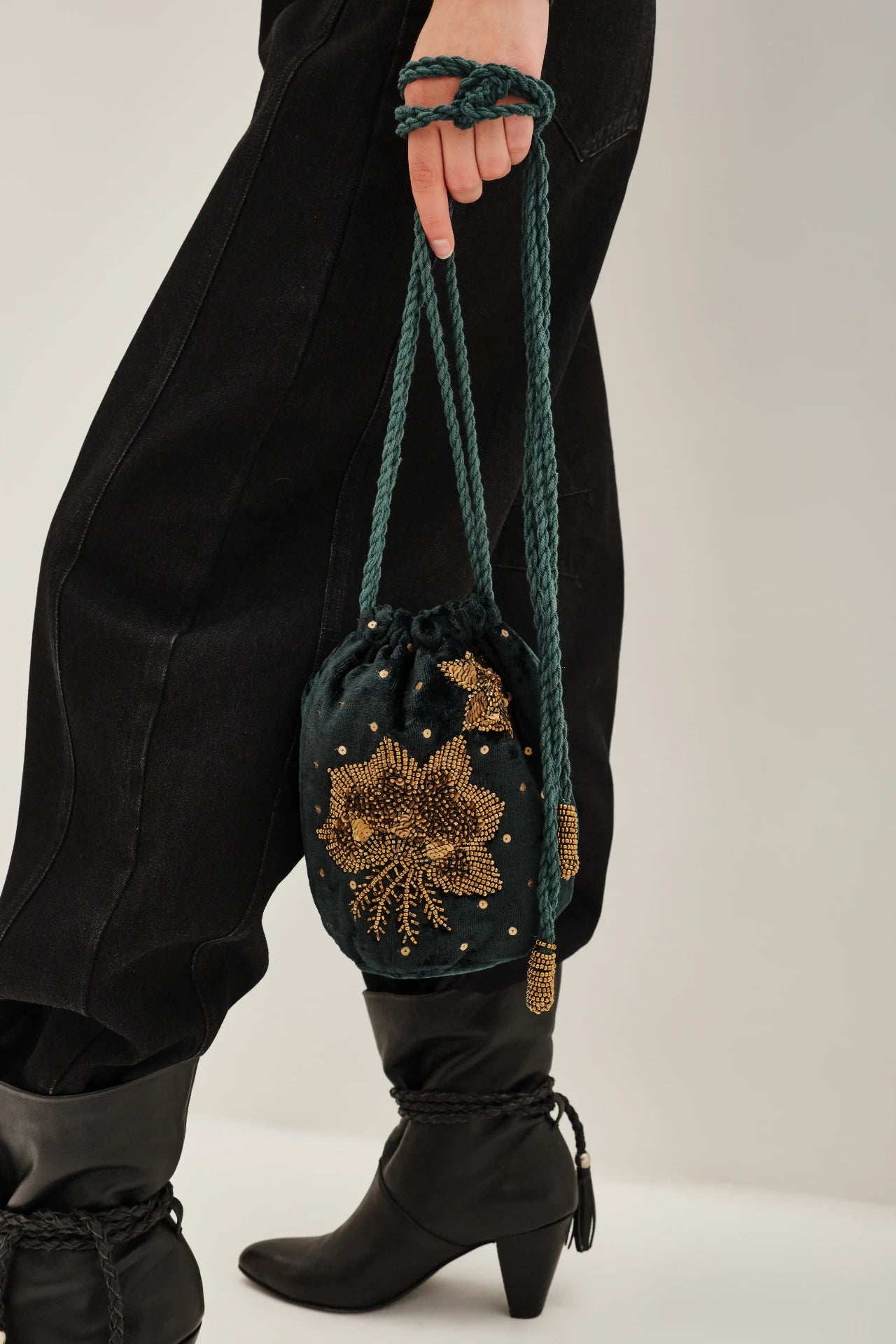 CARTERA NAGA FLOWER