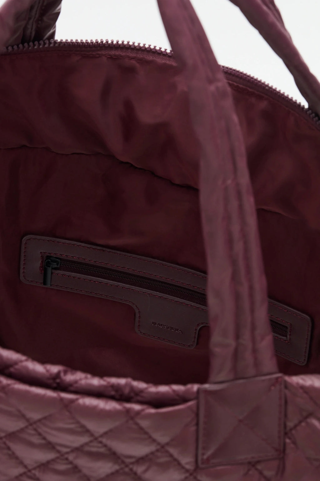 CARTERA TOTE MAXI LOVE MATELASSE