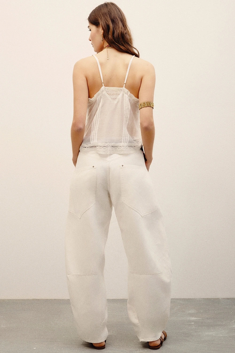 jean barrel lux white