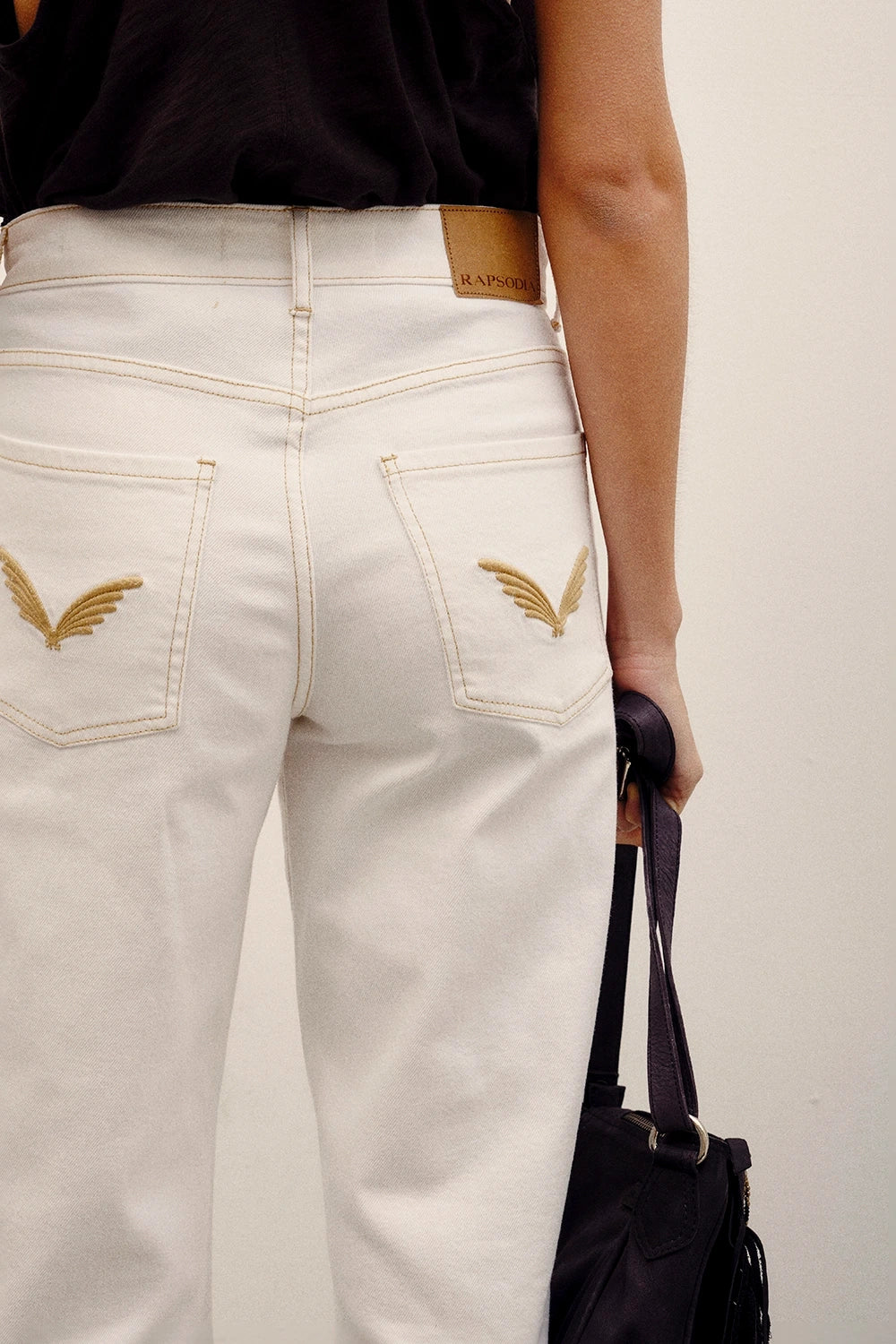 jean crop sand white