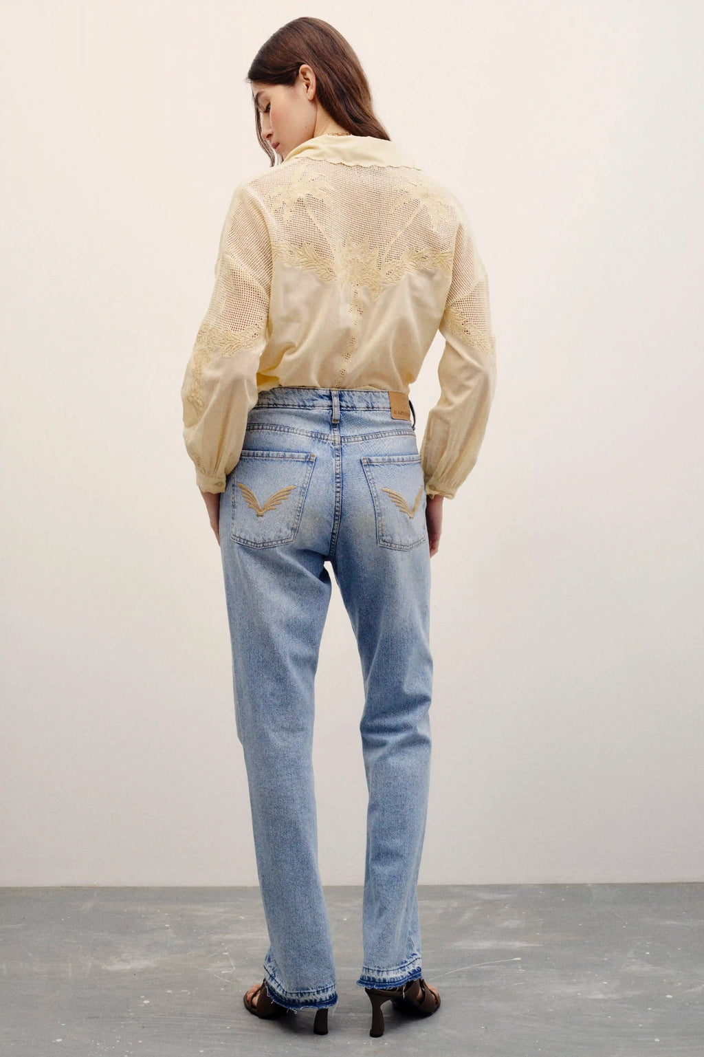 jean joe twirl