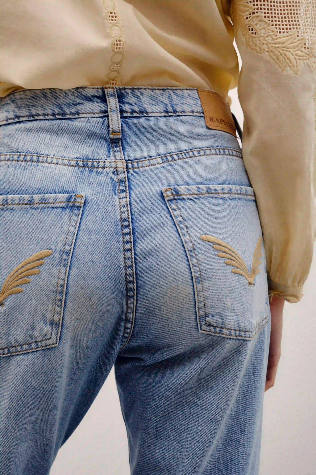 jean joe twirl