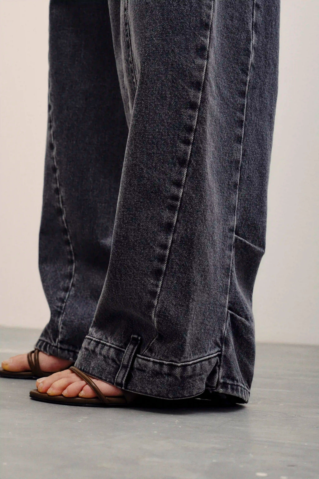 jean trash black