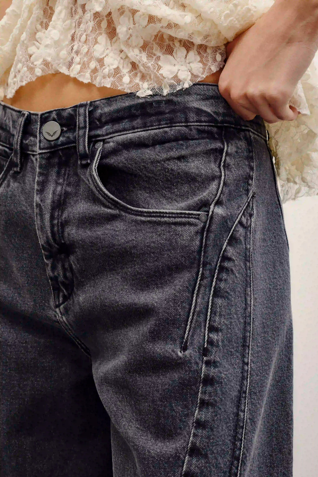jean trash black