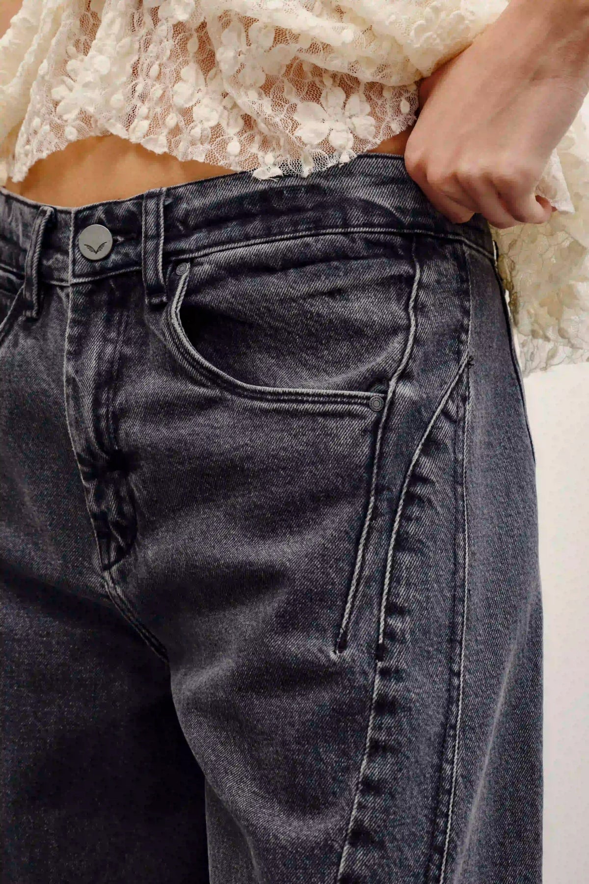 jean trash black