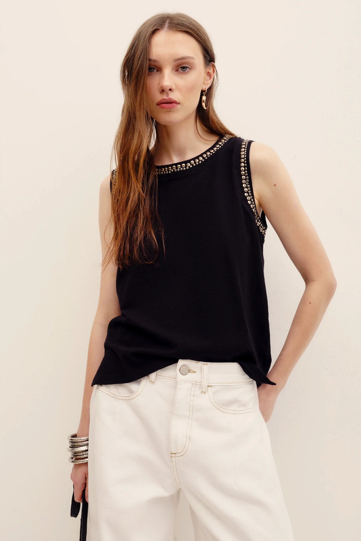 musculosa metalic studs