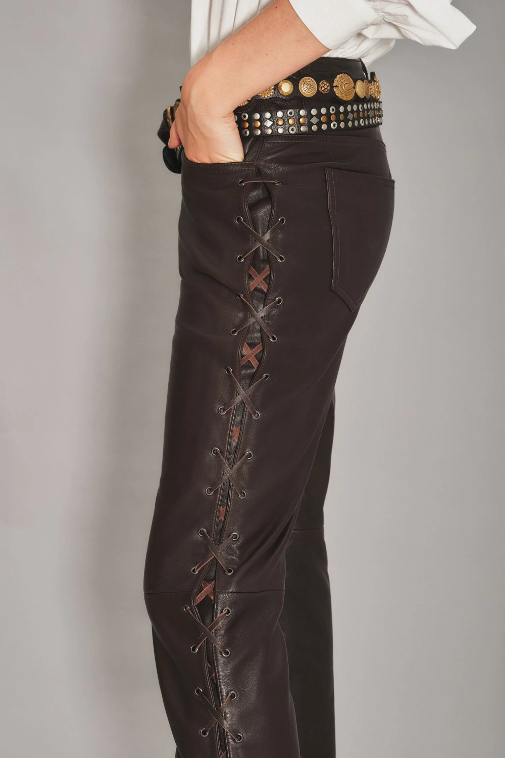 PANTALON BOOTCUT CUERO