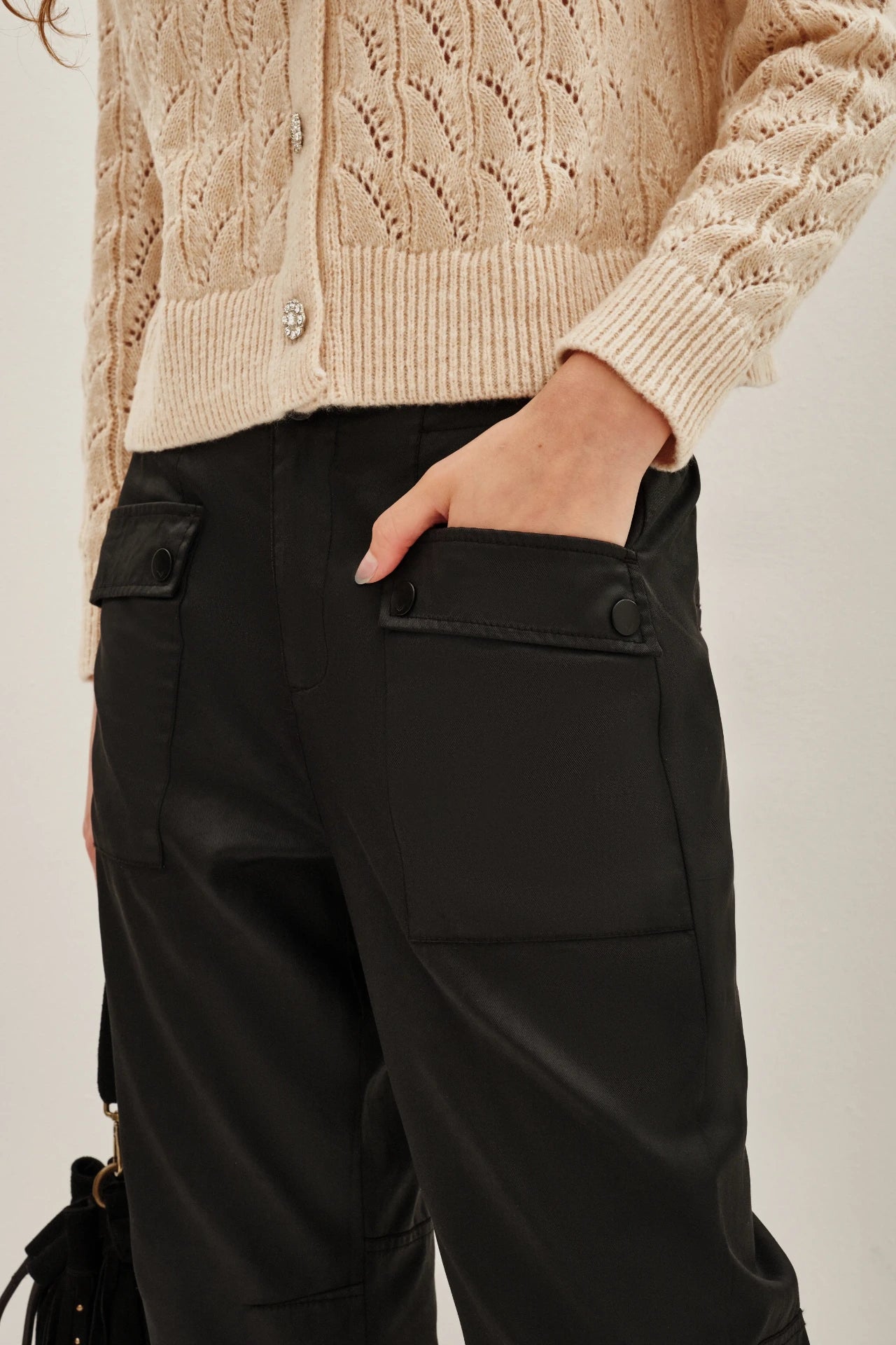 PANTALON CARGO SATIN