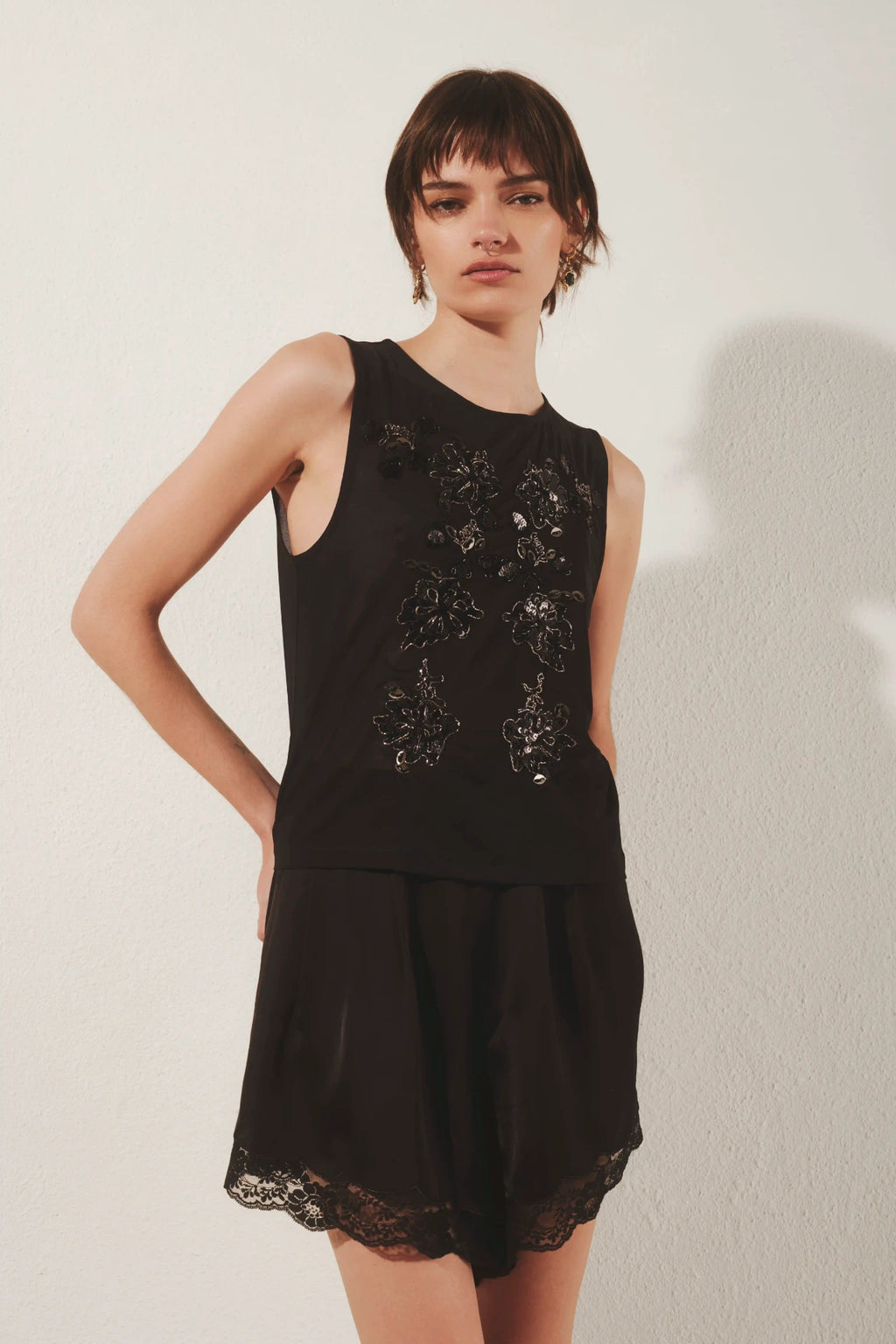 TOP MESH FLOWERS