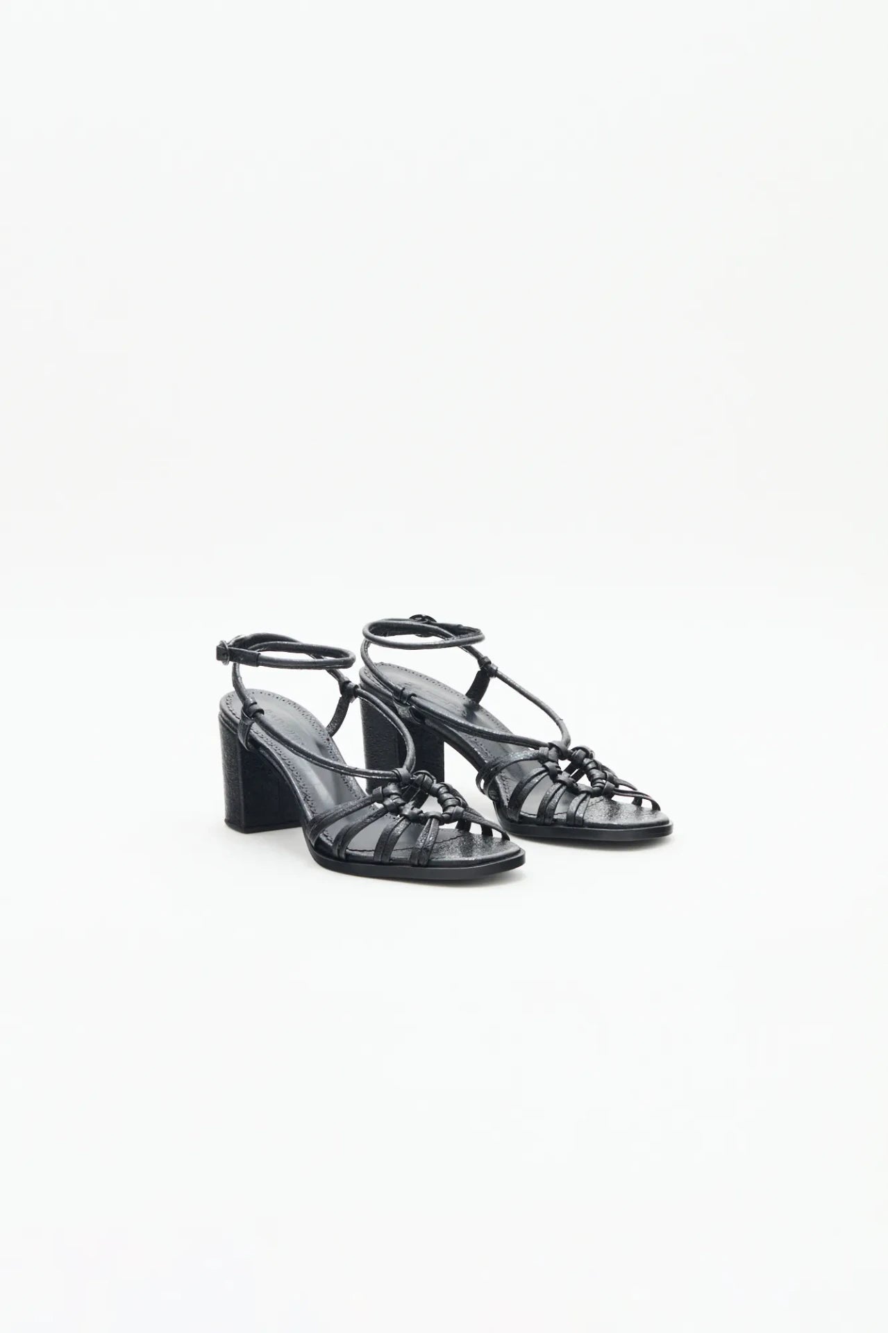 SANDALIA YORU LOW NEW