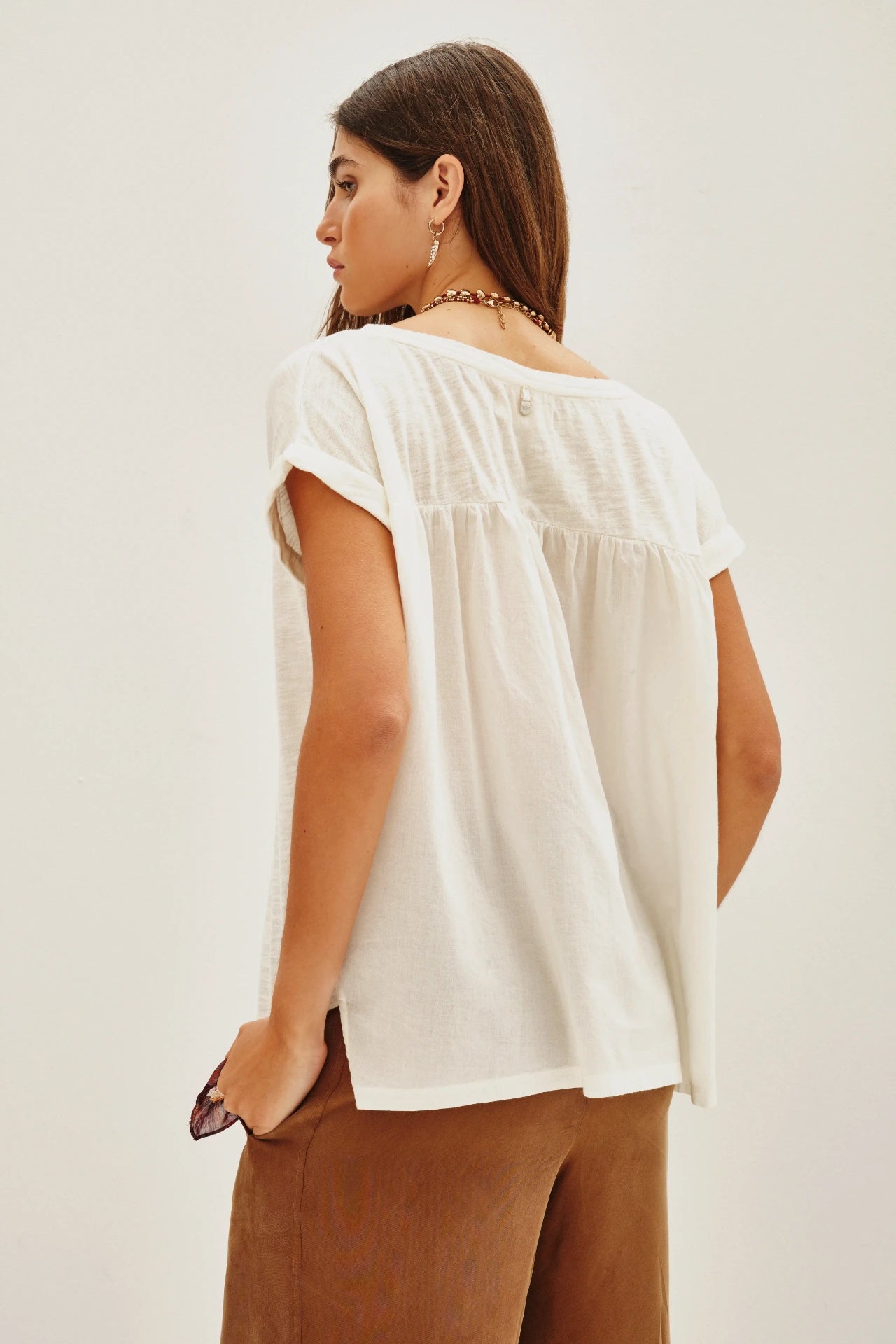 REMERA AMBAR