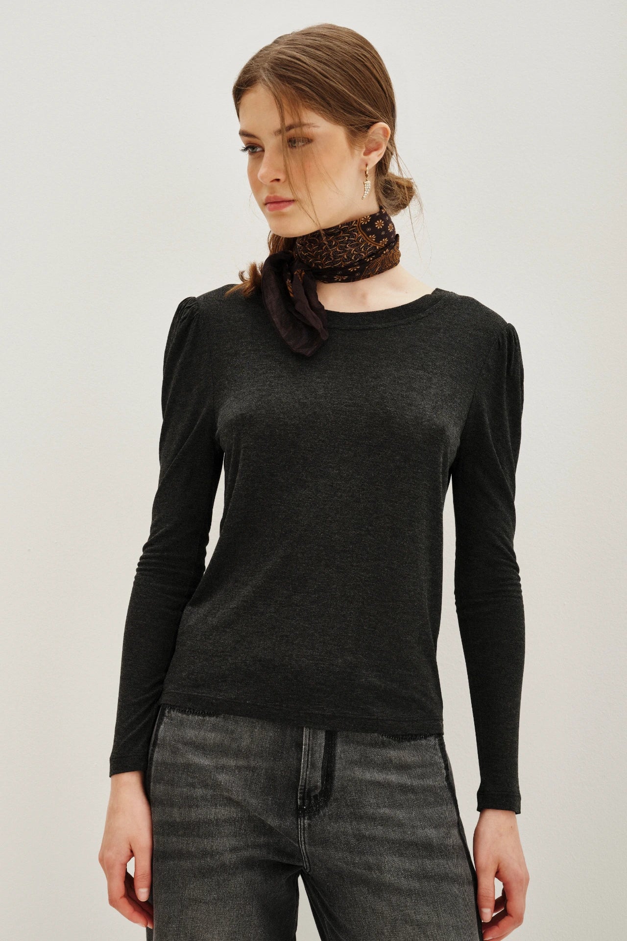 REMERA GINNA