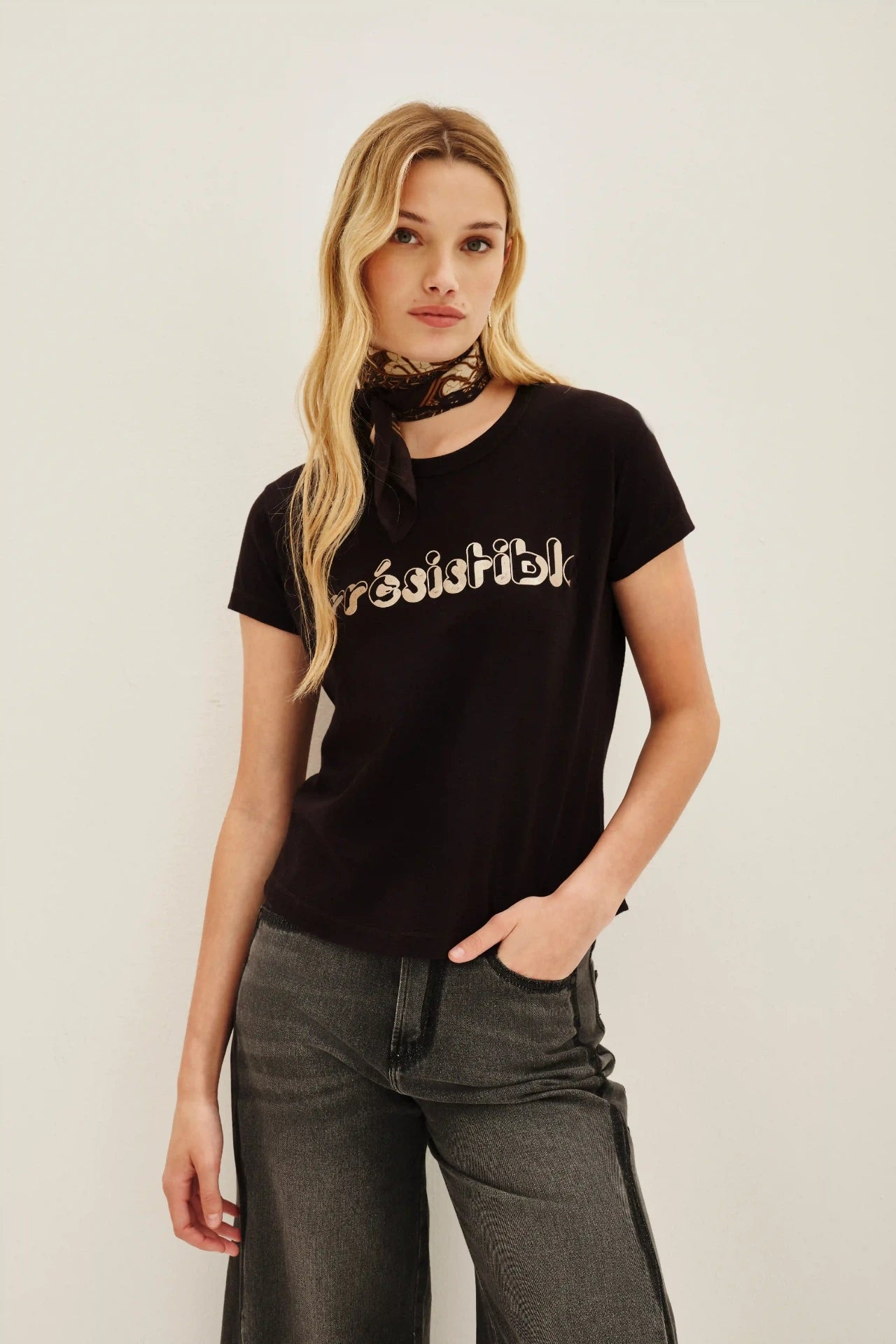 REMERA IRRESISTIBLE