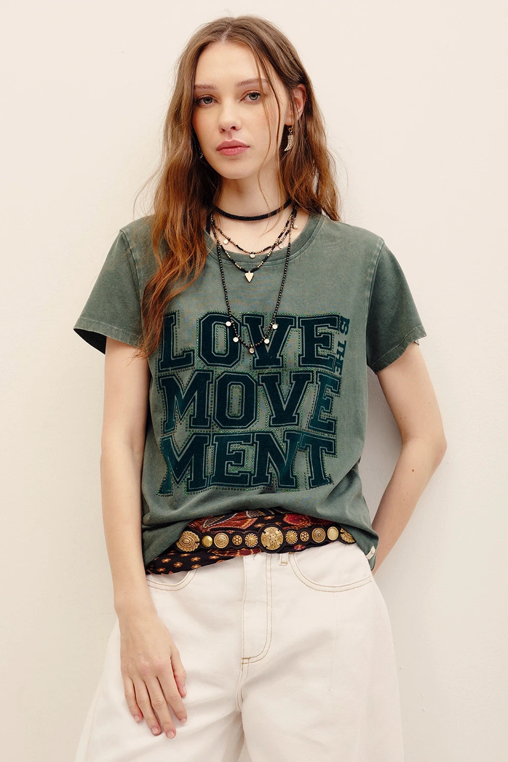 remera love movement