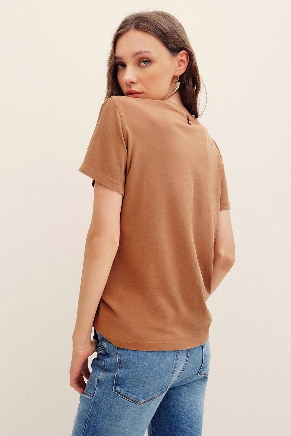 remera luna necklace