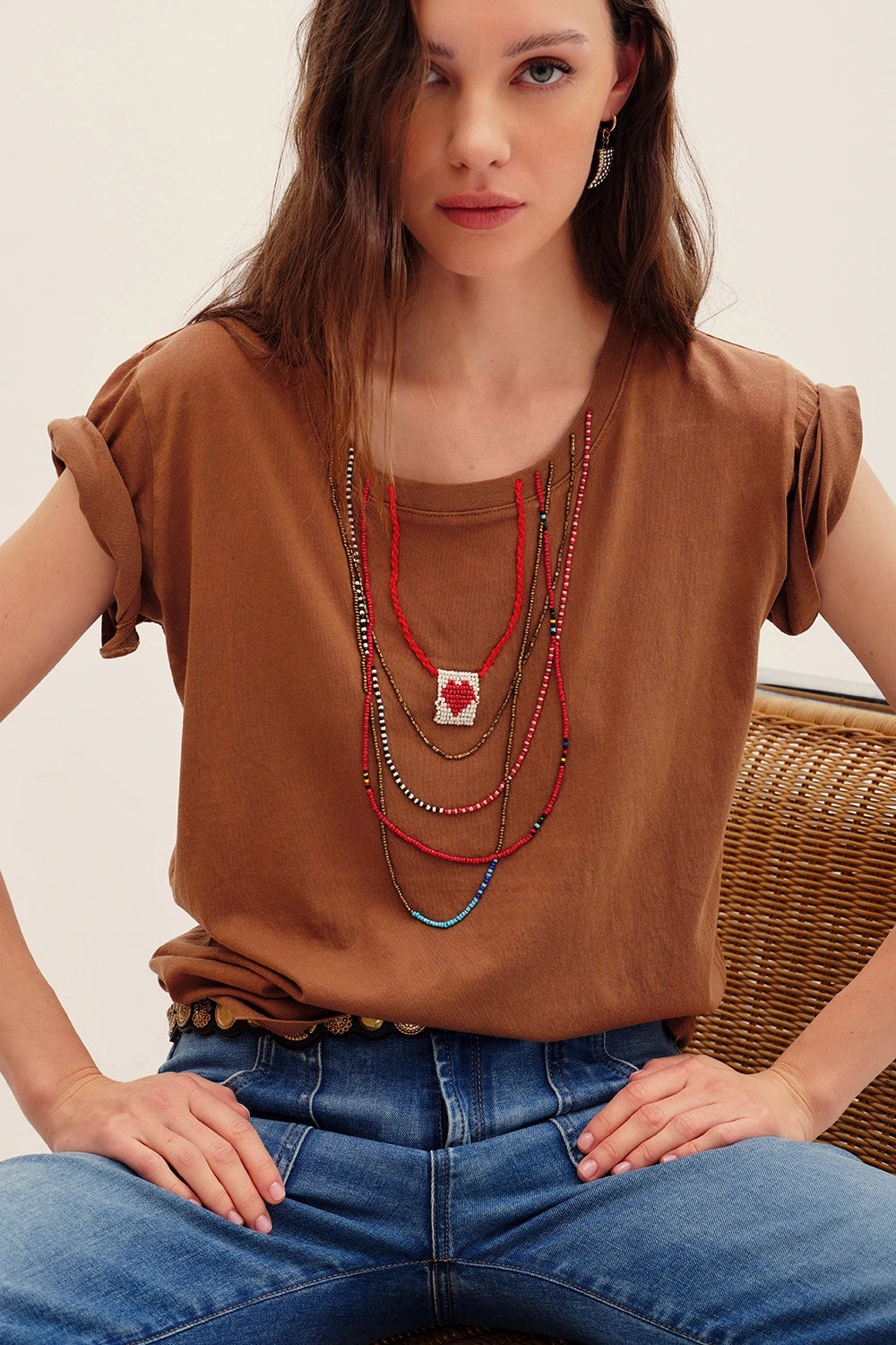 remera luna necklace
