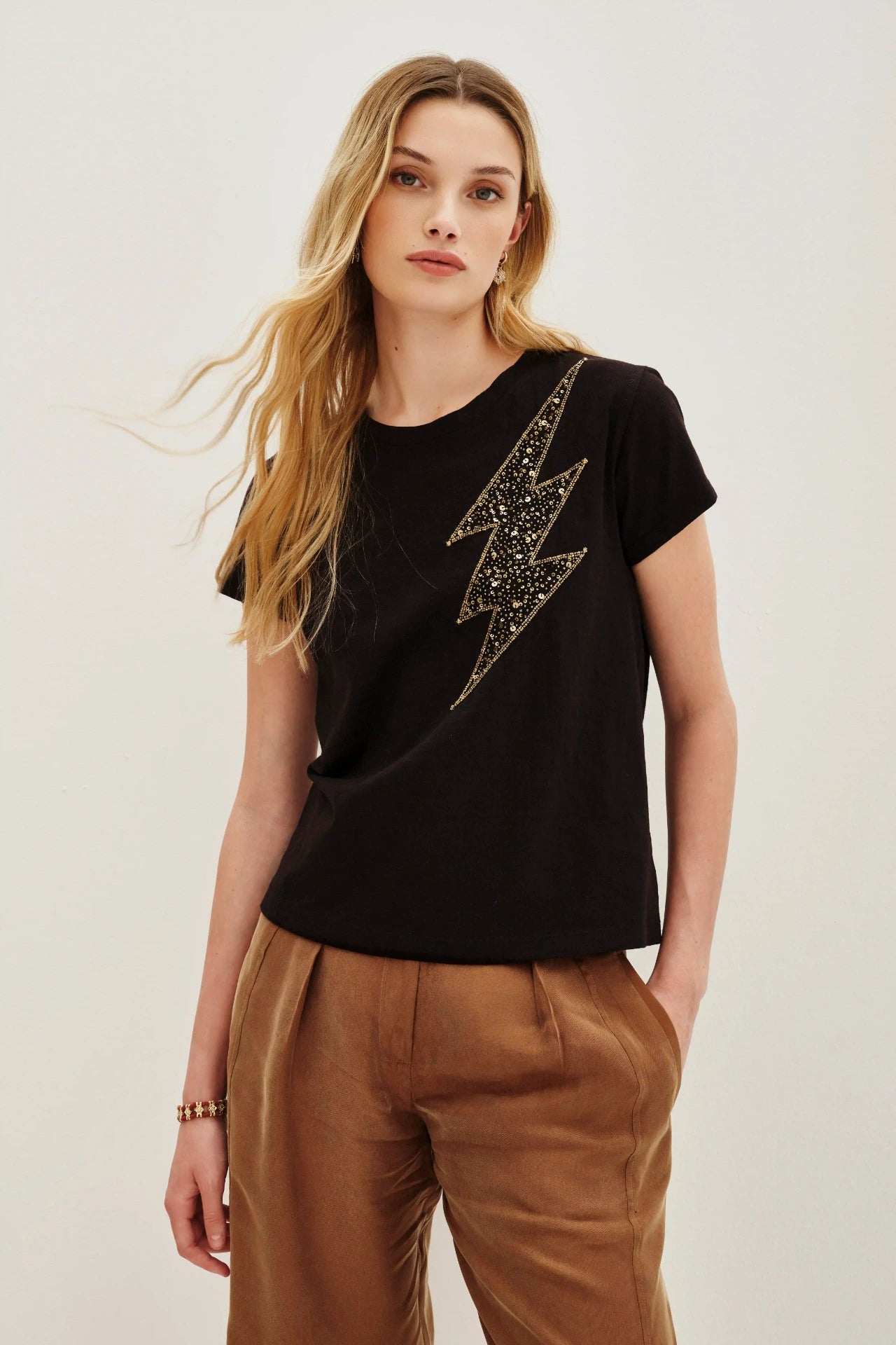 REMERA RAY GLOW