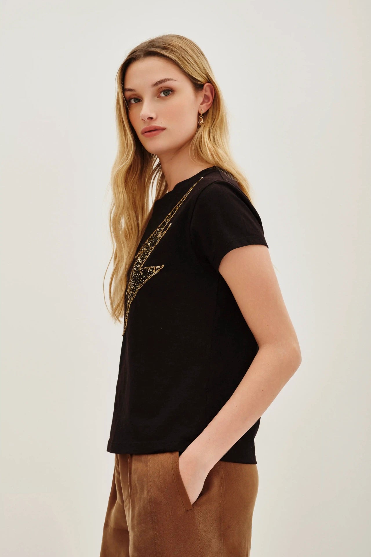 REMERA RAY GLOW