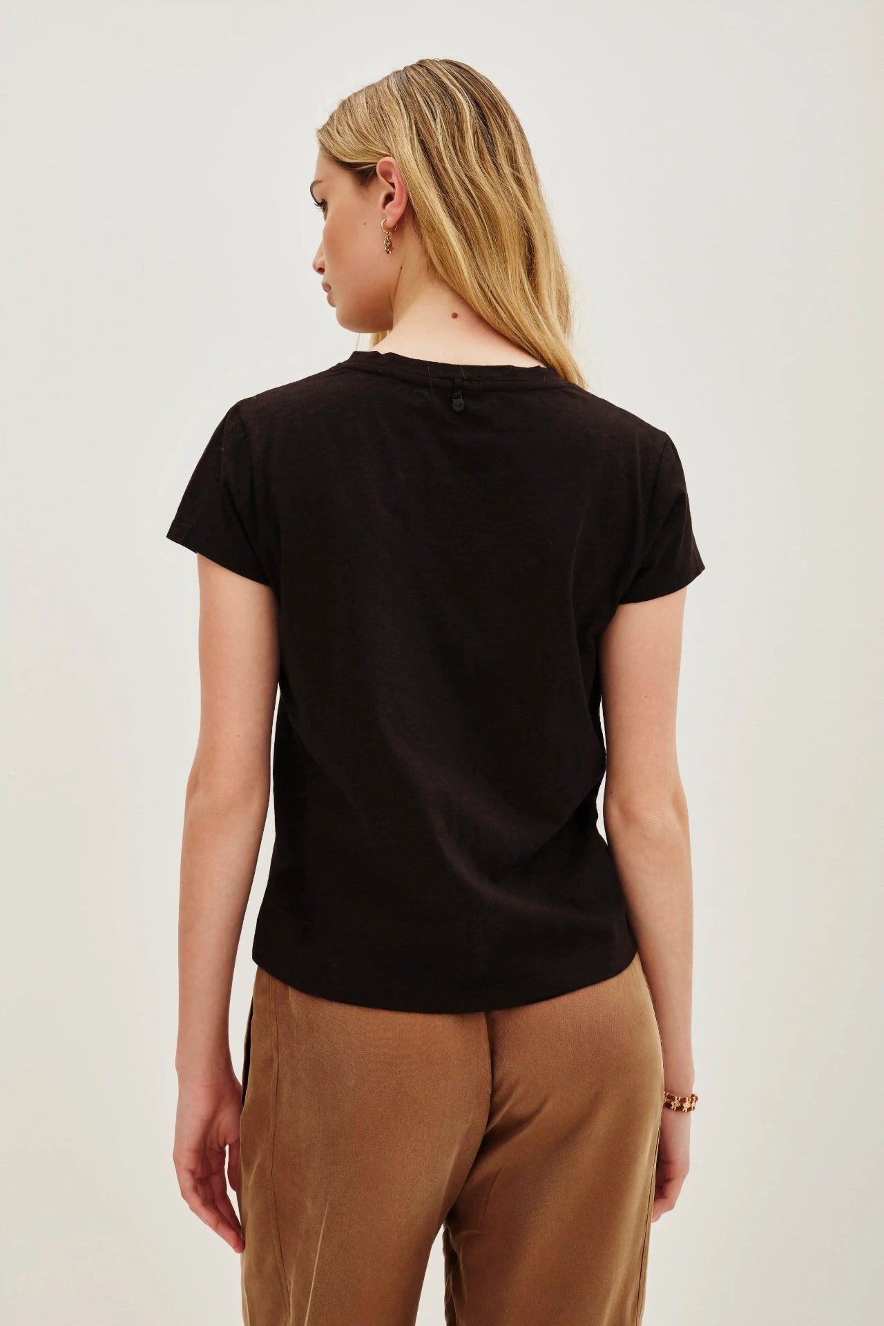 REMERA RAY GLOW