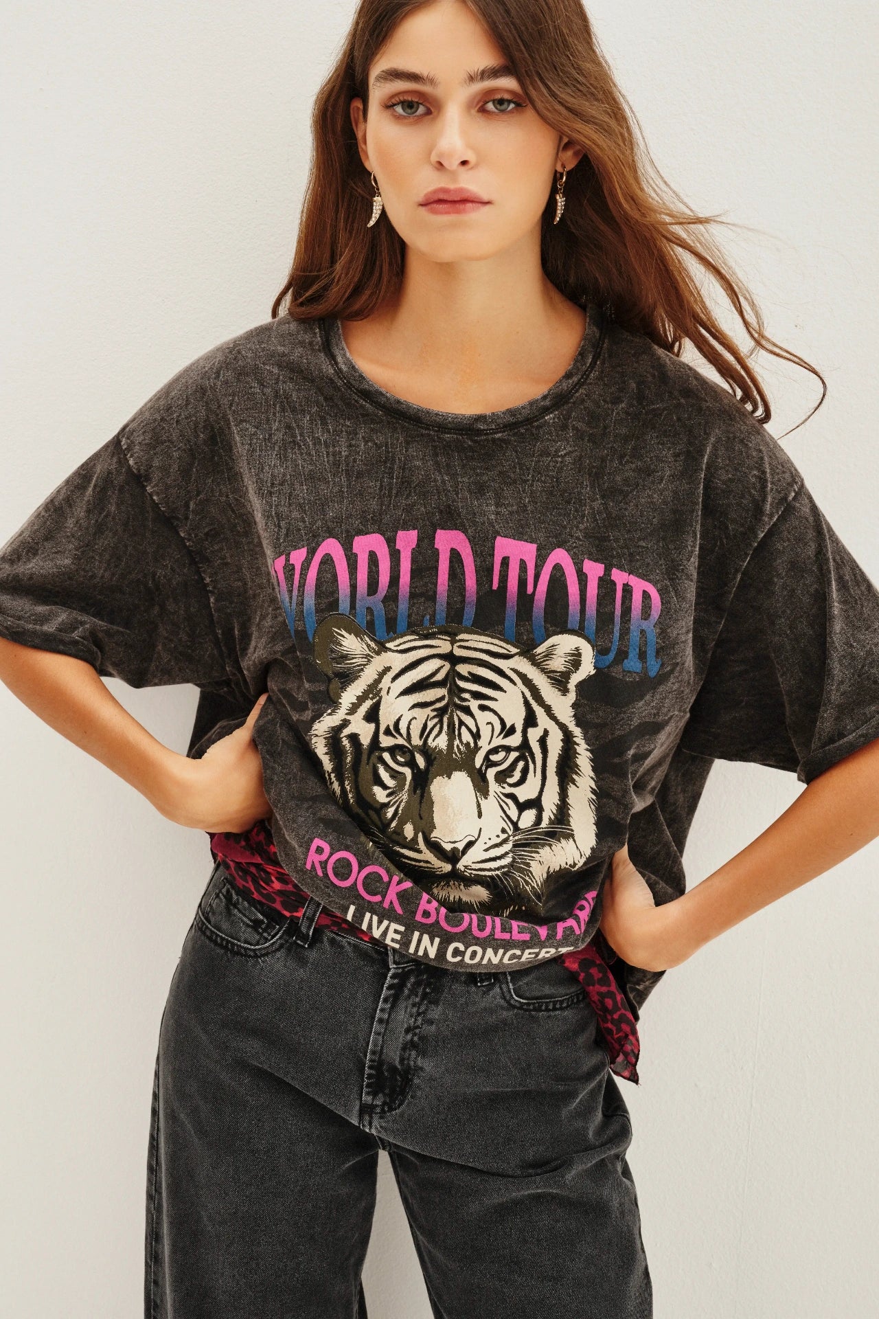 REMERA REBEL SAFARI