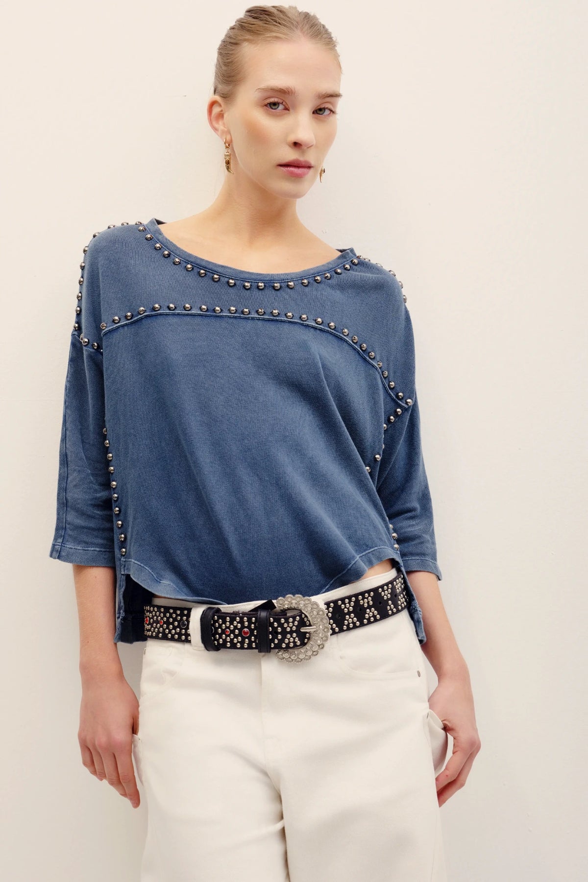 remera studs
