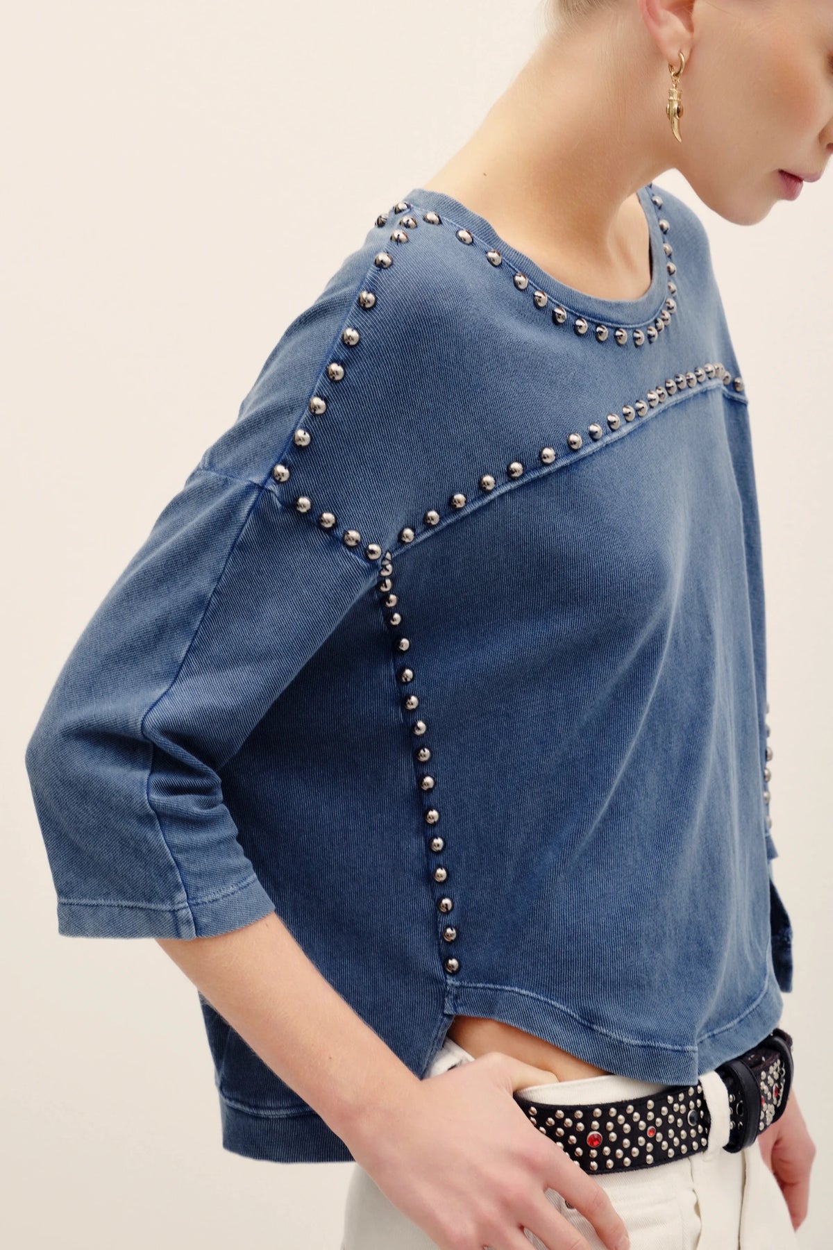 remera studs