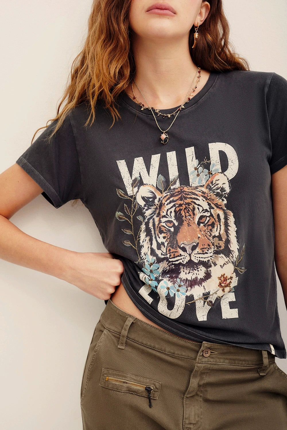 remera tiger moon