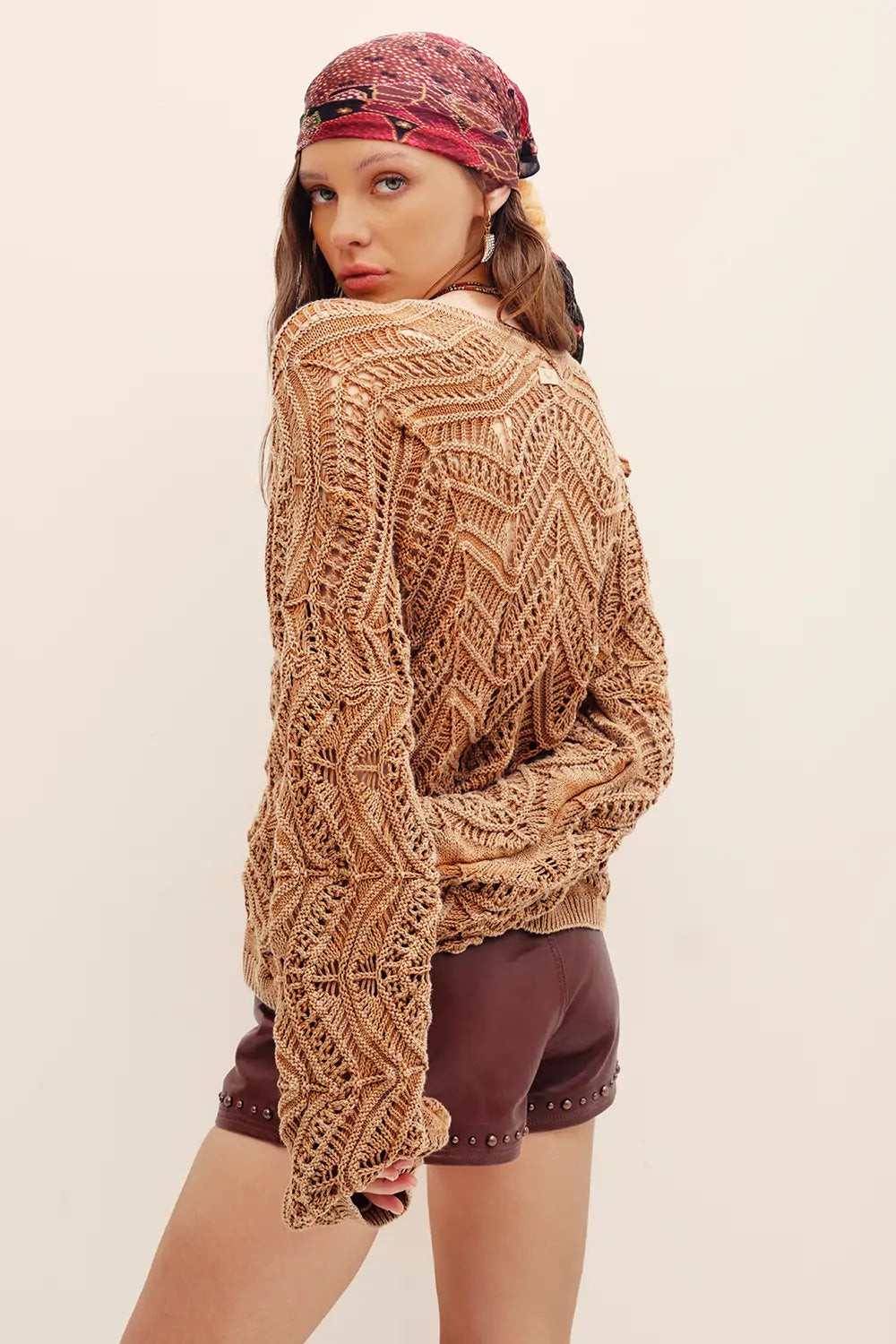 sweater magic waves