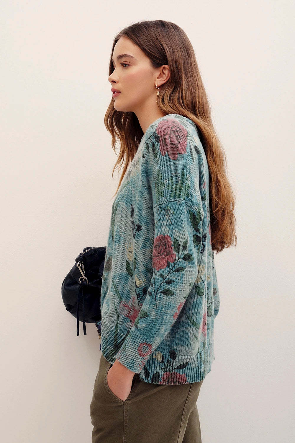 sweater moon flower