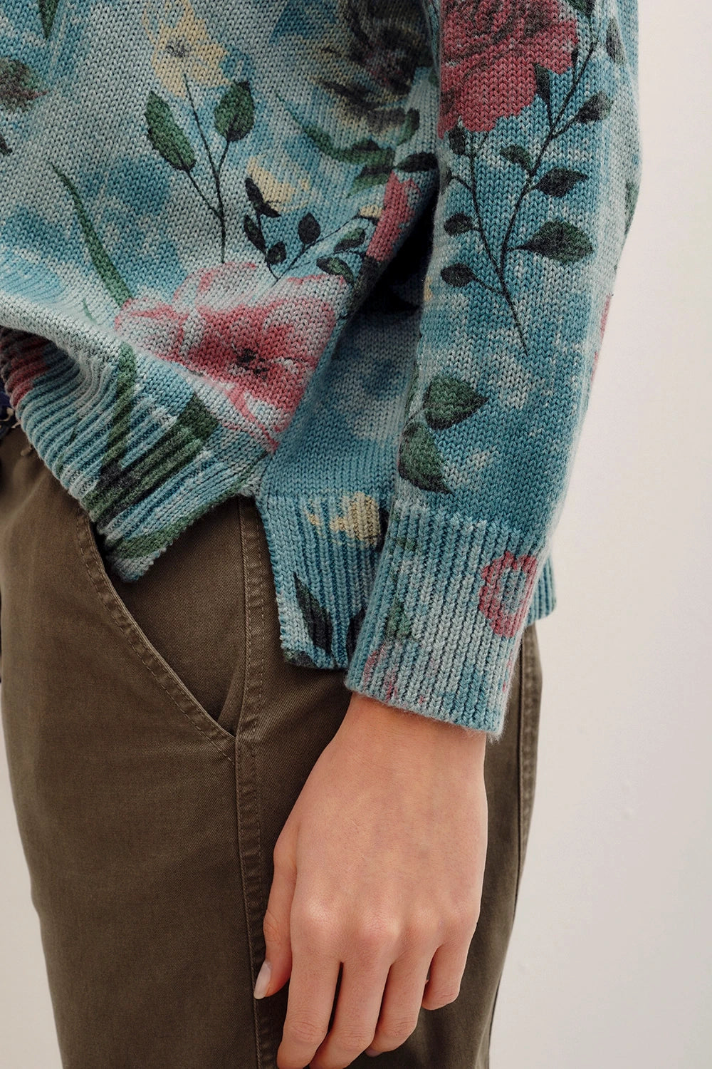 sweater moon flower