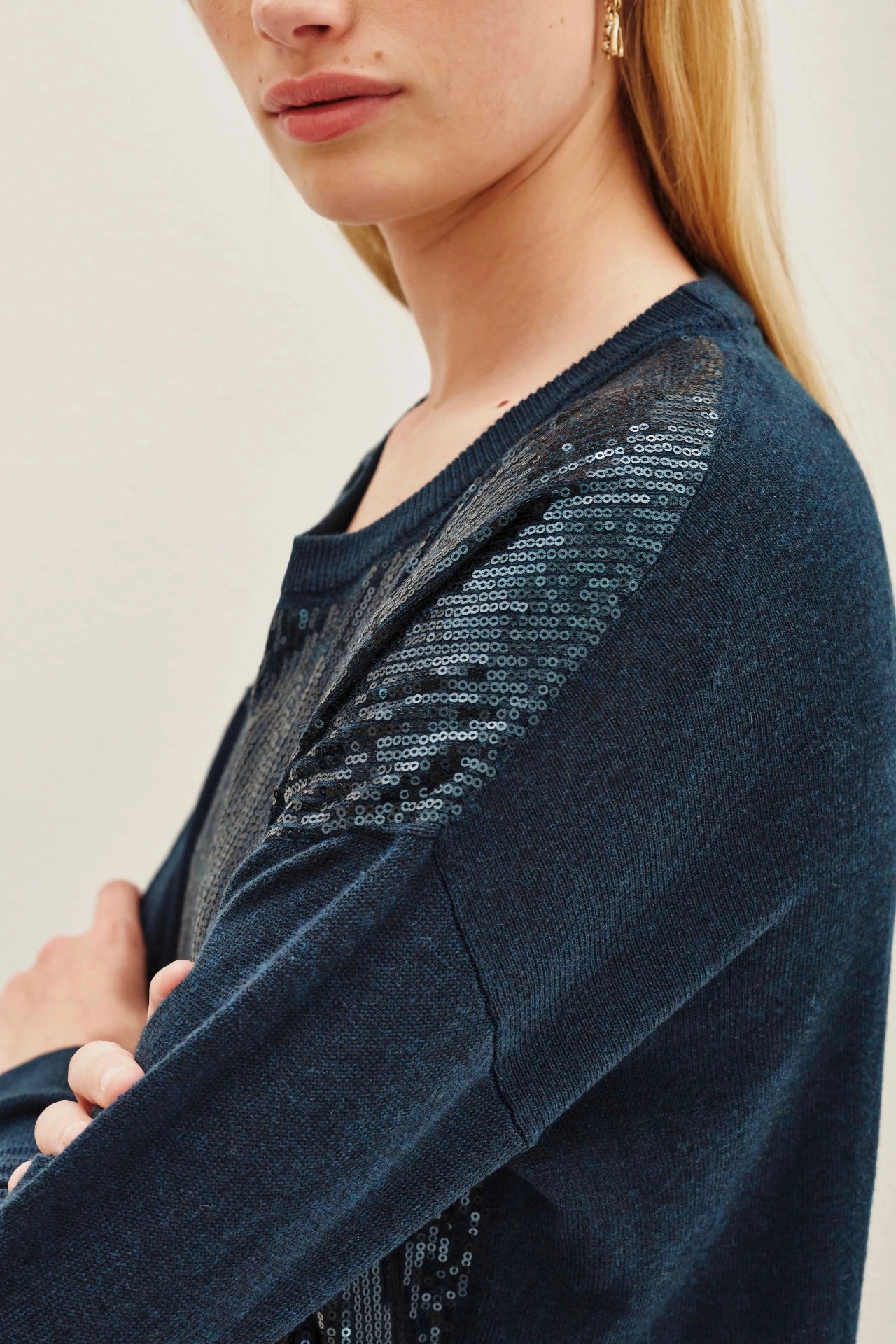 SWEATER SEQUINS