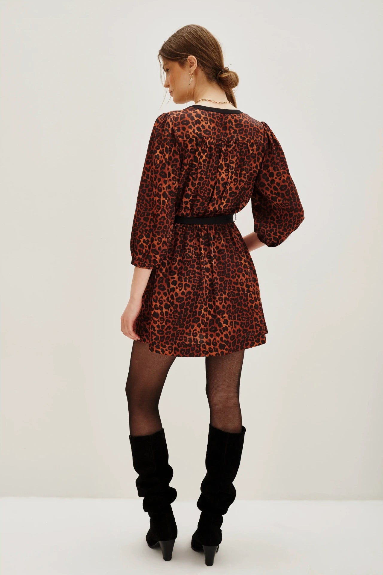 VESTIDO COCKTAIL CARAMEL