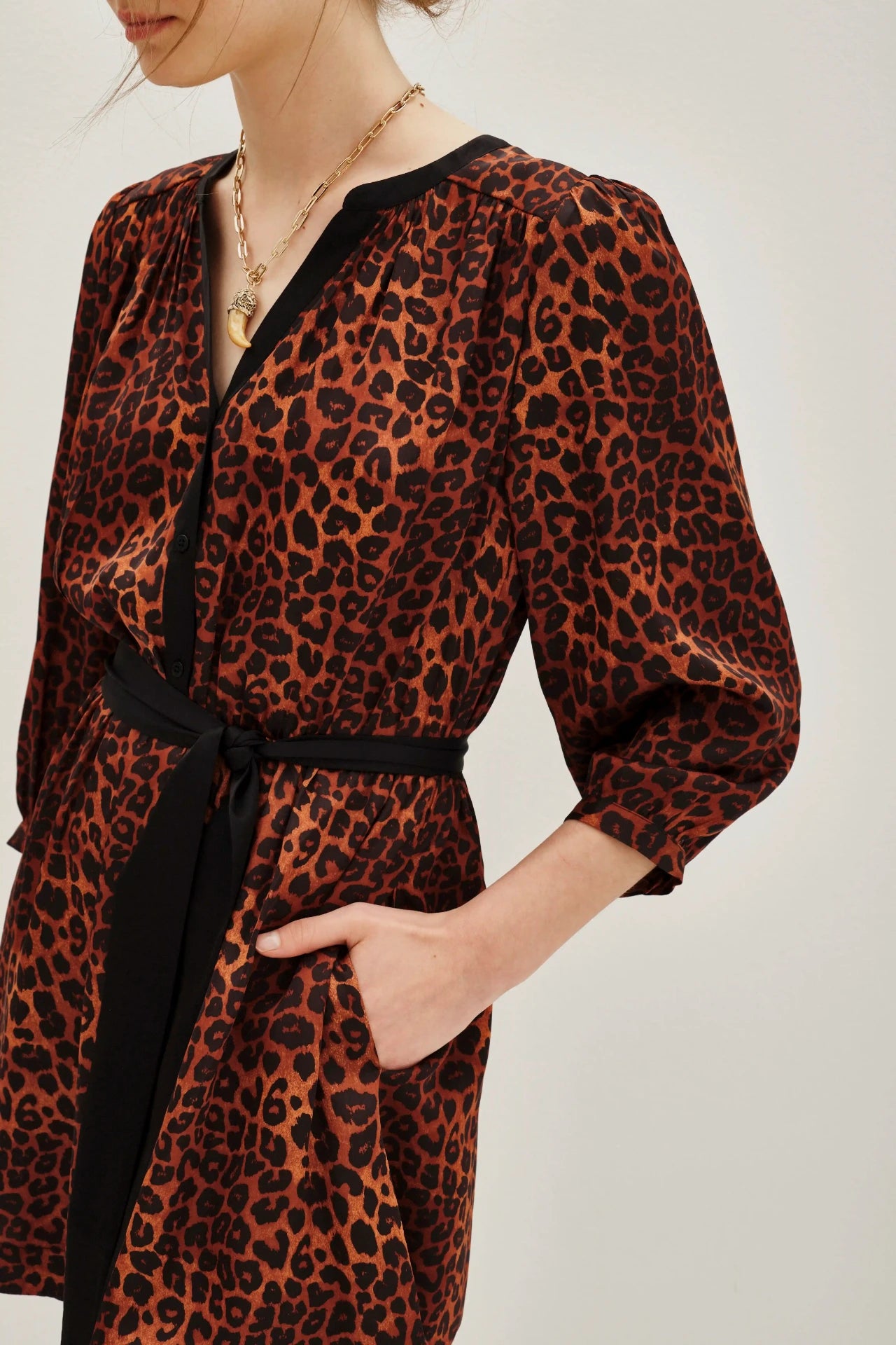 VESTIDO COCKTAIL CARAMEL