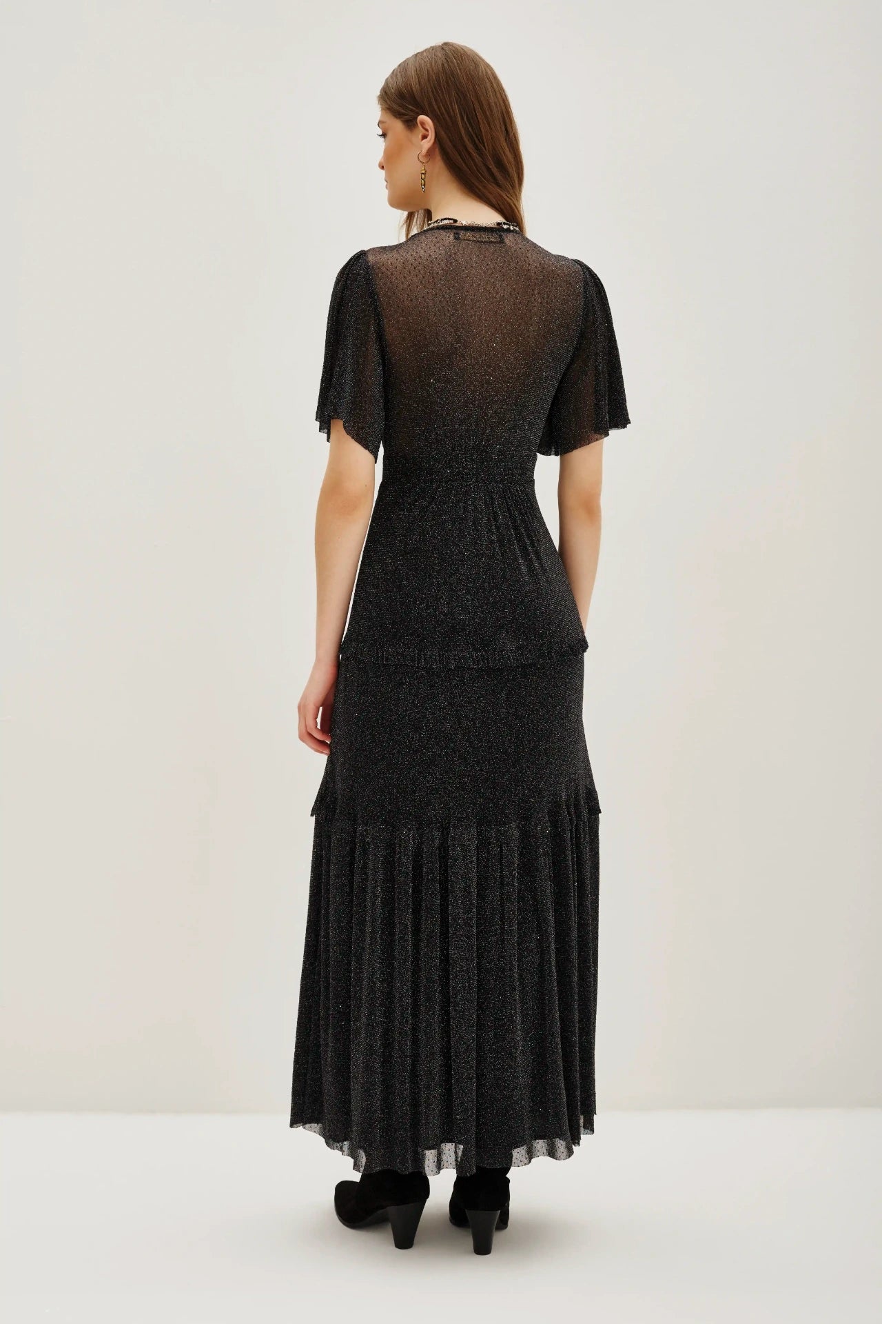 VESTIDO FRILLS STUDS