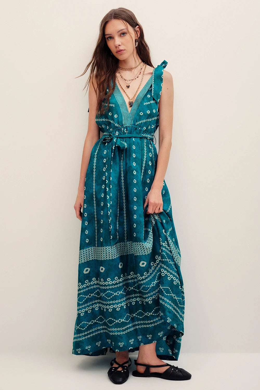 vestido love bandani