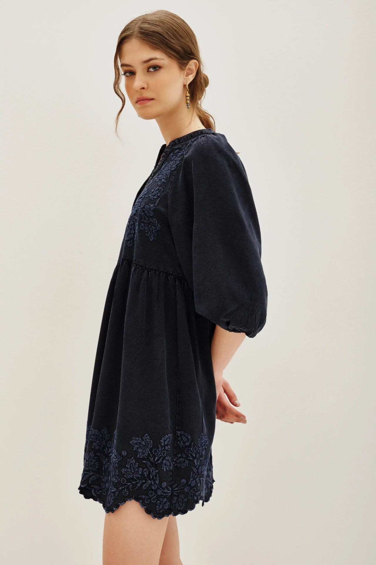 VESTIDO RITA TENCEL FLOWERS
